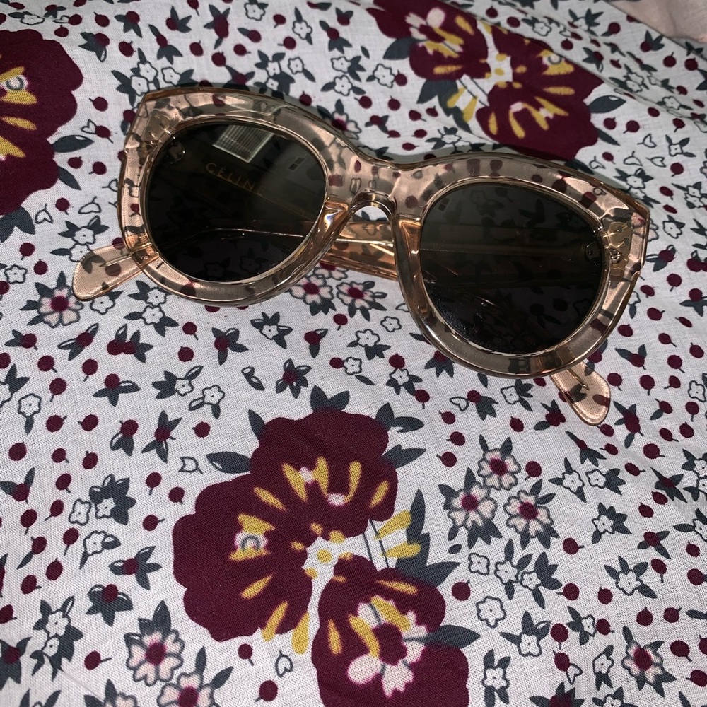 Gently used women’s Celine designer sunglasses! - Picture 3 of 4